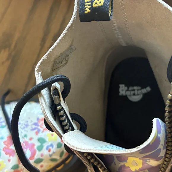 Dr. Martens Floral Lace-Up Platform Boots - Women's Pink Multi - Picture 5 of 7